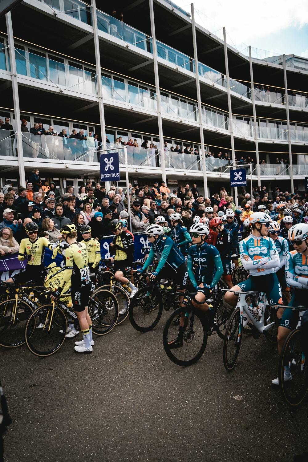 Discover the women's teams for Dwars door Vlaanderen 2025